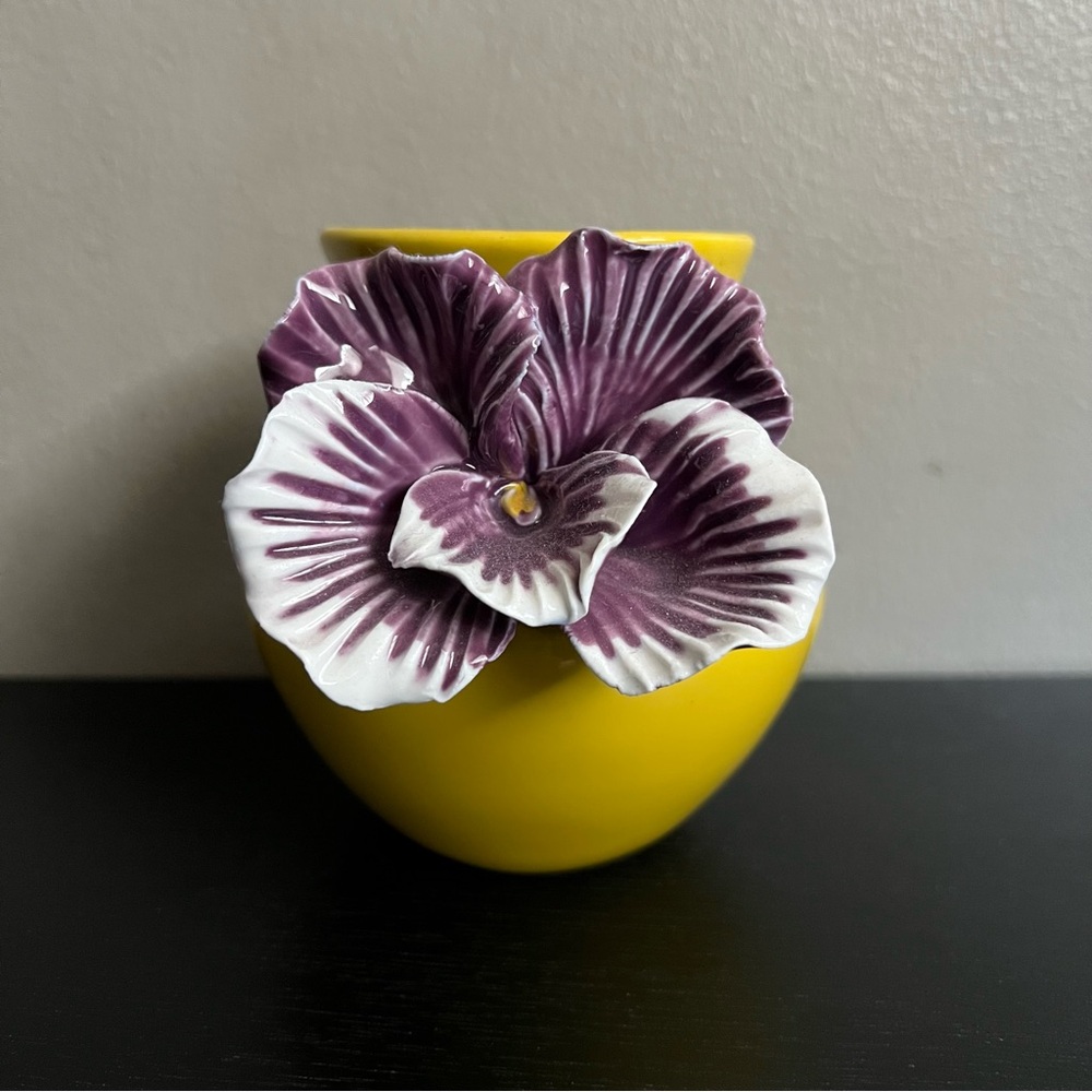 Anthropologie Bright Yellow Vase with Applied Purple Pansy Flower 4.75" Floral